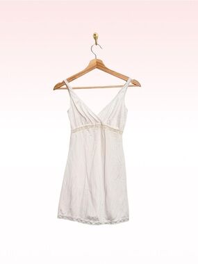 HER MAJESTY Vintage White Lace Night Gown (Sz 7/8)